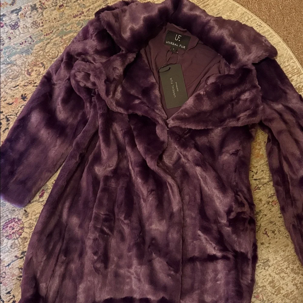 Unreal Fur
Velvet Underground Coat Free People - Picture 4 of 6